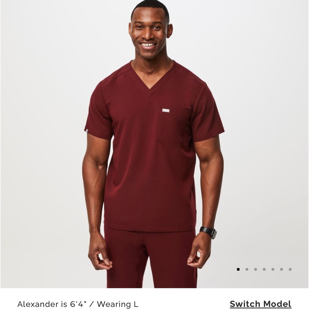 Men’s Brand new figs Leon burgundy scrub top small